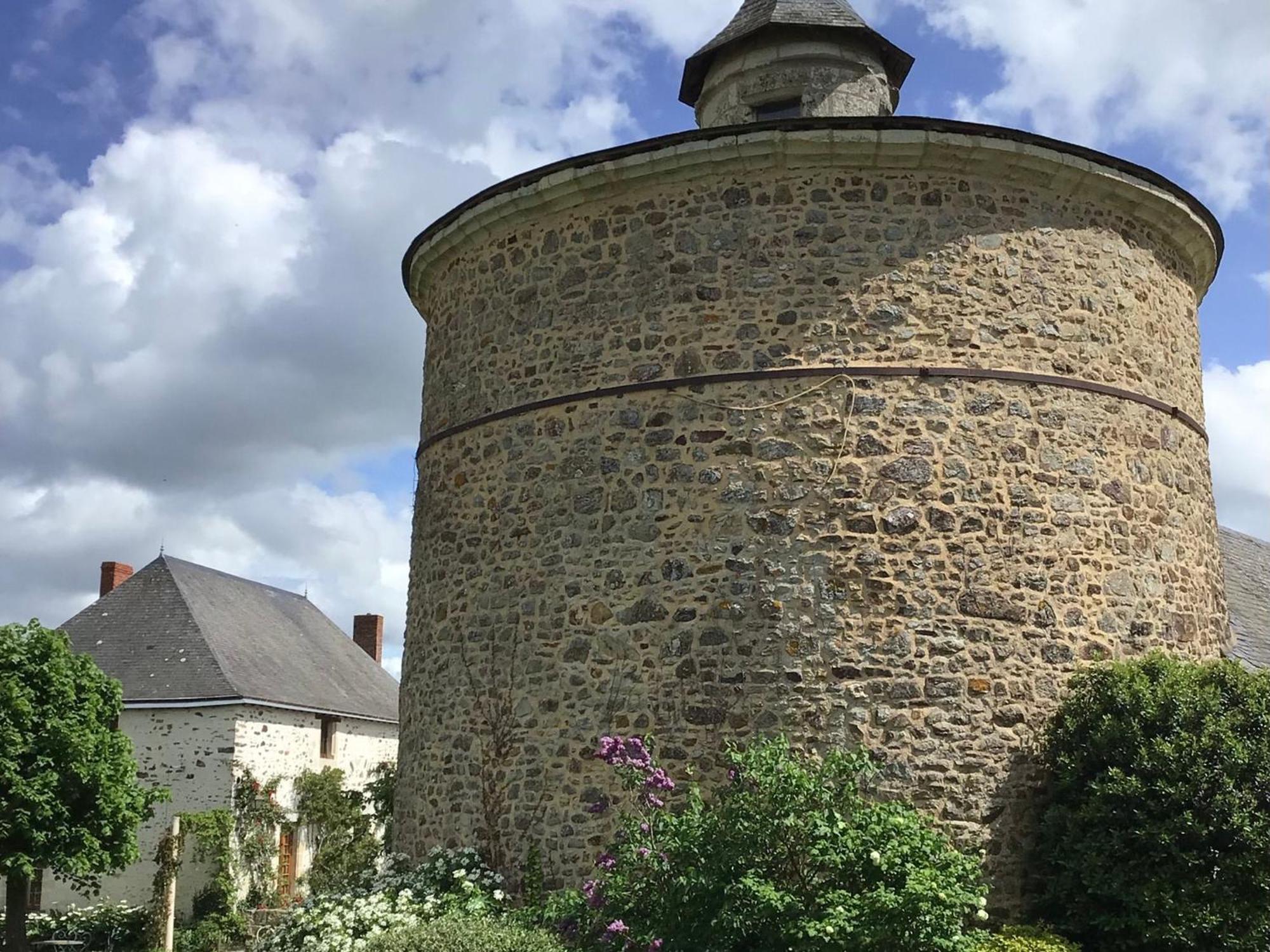 Gite De Charme Renove Avec Jardin, Velos Et Activites Pres De La Sarthe - Fr-1-410-191 Souvigné-sur-Sarthe Zewnętrze zdjęcie
