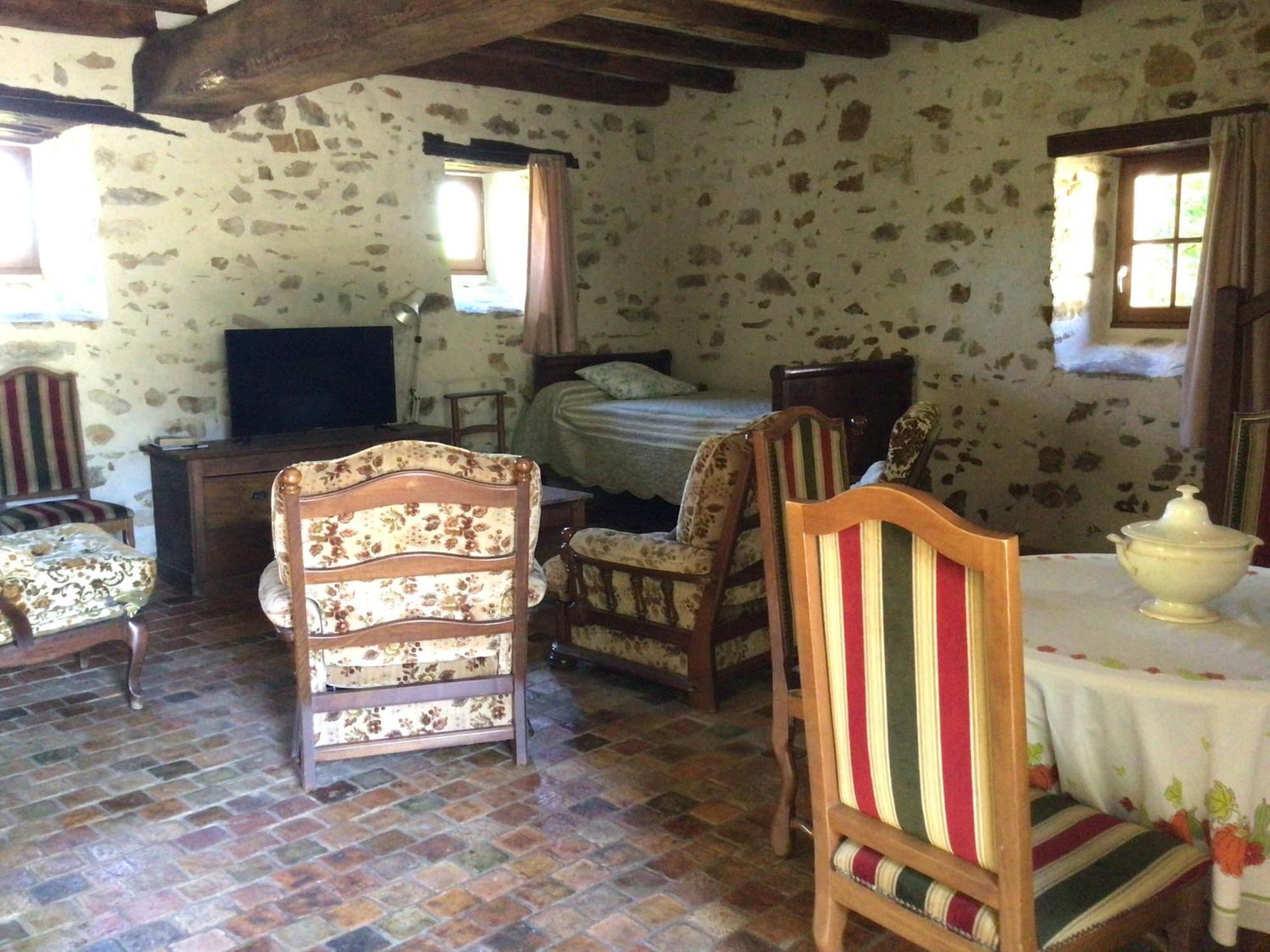 Gite De Charme Renove Avec Jardin, Velos Et Activites Pres De La Sarthe - Fr-1-410-191 Souvigné-sur-Sarthe Zewnętrze zdjęcie